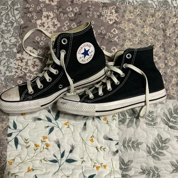 Converse Classic Black Canvas High-Tops - Picture 1 of 3